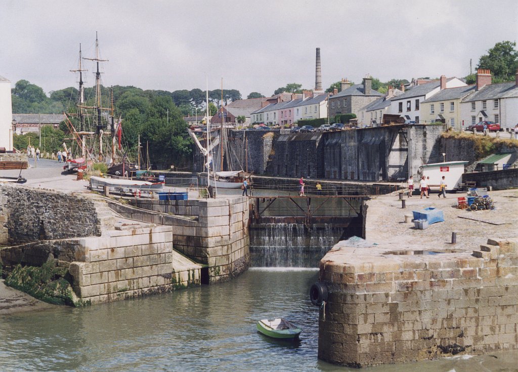 A photo of Charlestown Harbour as it is today.